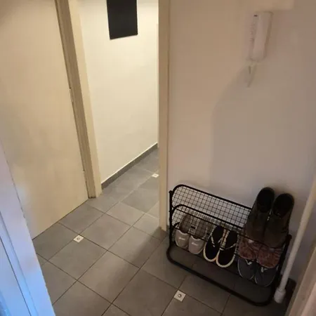 Cozy Apartment Near Tram Station Zagabria Esterno foto