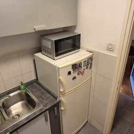 Cozy Apartment Near Tram Station Zagabria Esterno foto