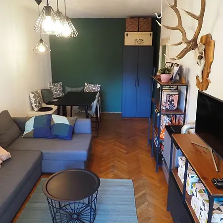 Cozy Apartment Near Tram Station Zagabria Esterno foto