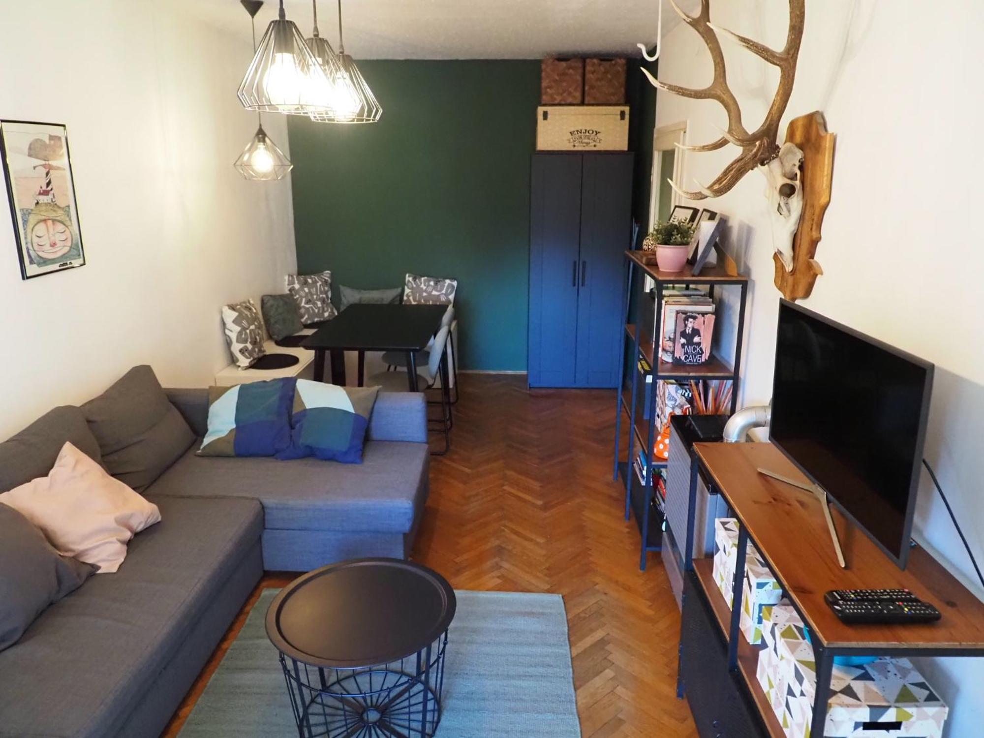 Cozy Near Tram Station *